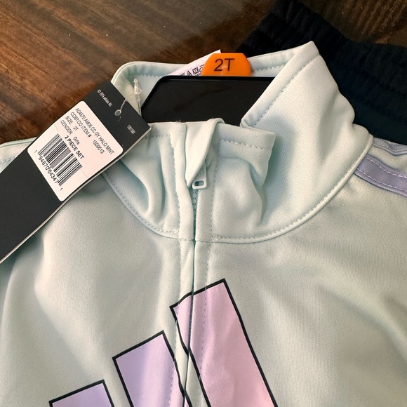 Adidas girls Zip jacket & jogger set - Picture 4 of 7